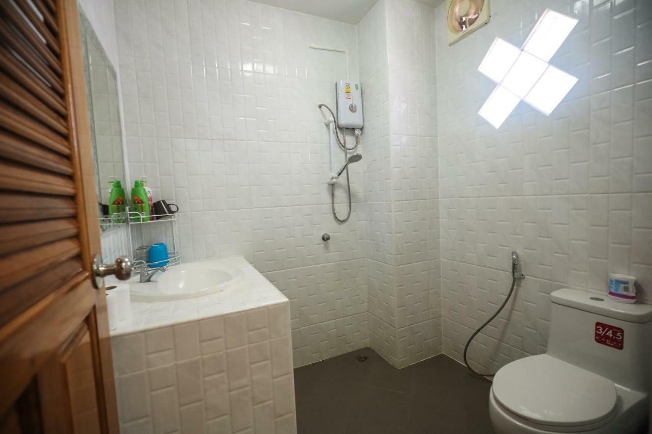 Marin House Pattaya Appartement Buitenkant foto